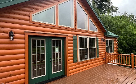 Accessibility-friendly modular log cabin design